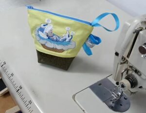 Lire la suite à propos de l’article Confection d’une petite pochette