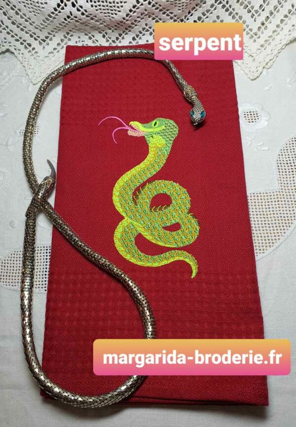 Margarida Broderie - Motifs machines à broder, broderie, FSL, ITH, Appliqués, Redwork, Motifs gratuits - Serpent
