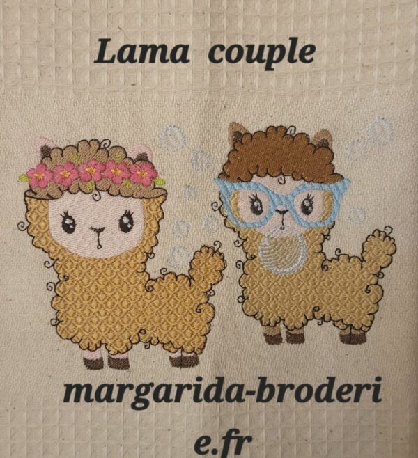 Margarida Broderie - Motifs machines à broder, broderie, FSL, ITH, Appliqués, Redwork, Motifs gratuits - Couple lamas