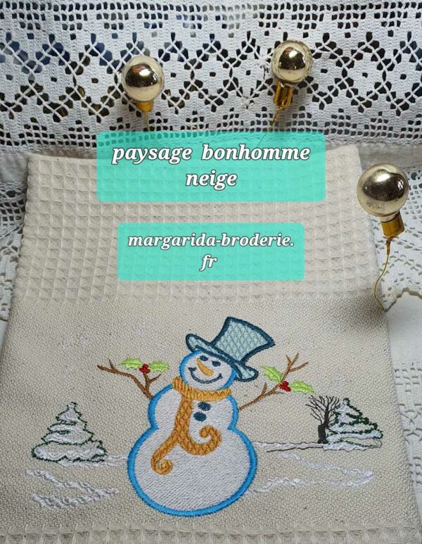 Margarida Broderie - Motifs machines à broder, broderie, FSL, ITH, Appliqués, Redwork, Motifs gratuits - Paysage Bonhomme de neige