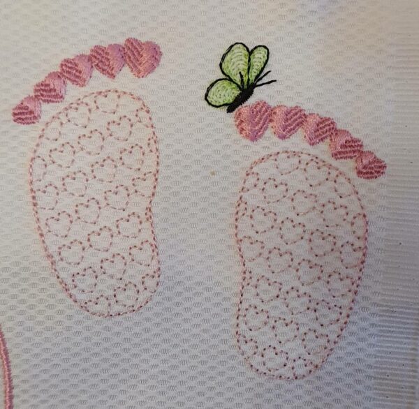Margarida Broderie - Motifs machines à broder, broderie, FSL, ITH, Appliqués, Redwork, Motifs gratuits - Pieds bébé Papillon