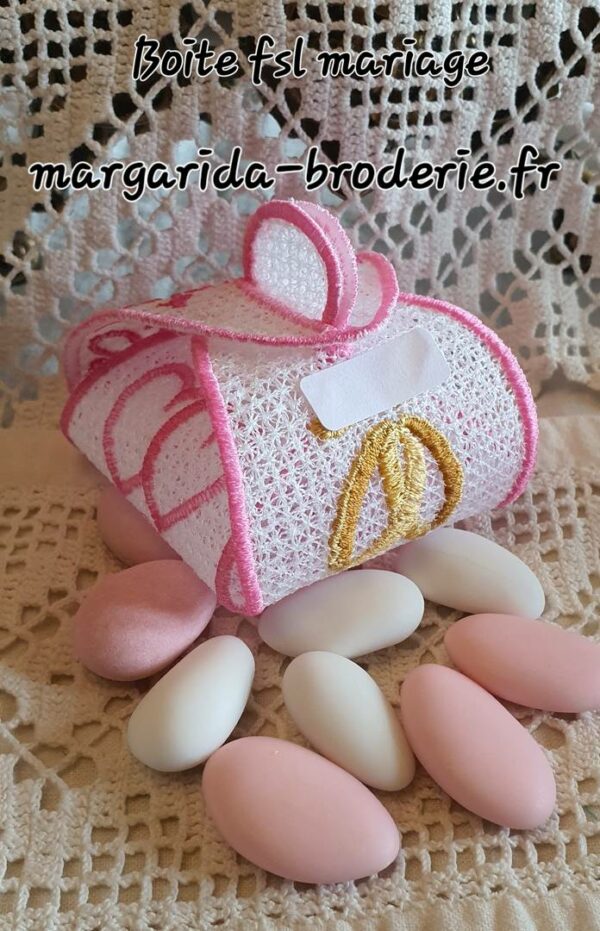 Margarida Broderie - Motifs machines à broder, broderie, FSL, ITH, Appliqués, Redwork, Motifs gratuits - Boîte Mariage Dragées (Boîte FSL) (avec vidéo)
