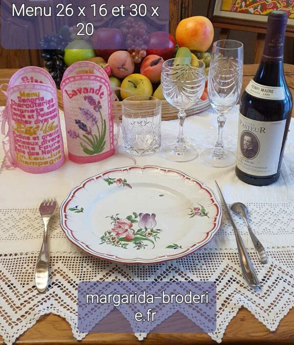 Margarida Broderie - Motifs machines à broder, broderie, FSL, ITH, Appliqués, Redwork, Motifs gratuits - Menu Lavande 30 x 20 (FSL) (avec vidéo)